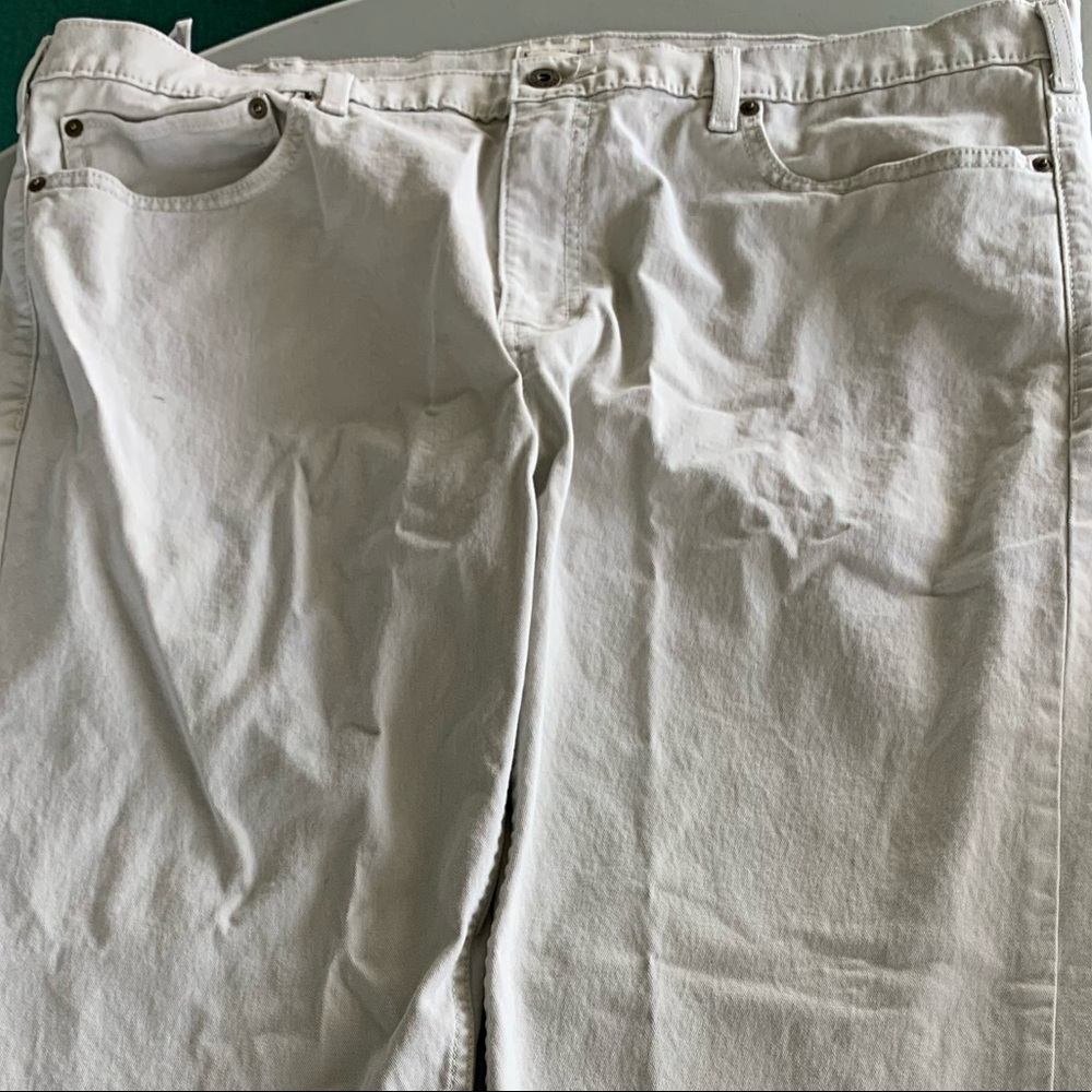 Dockers khakis